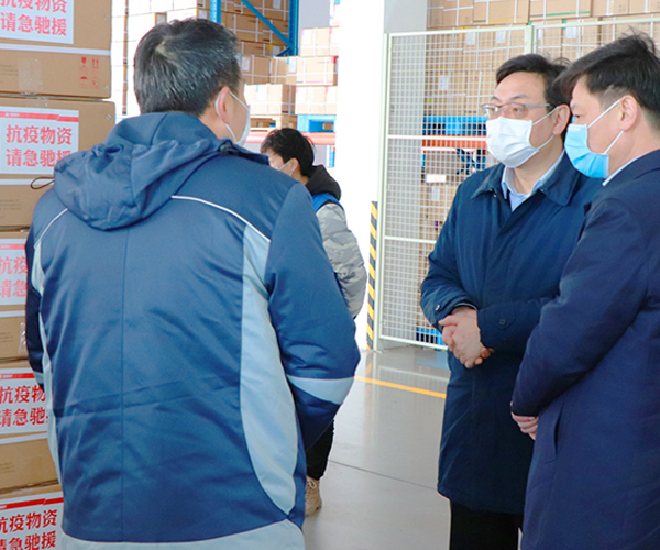 O prefeito da cidade de Taizhou, Zhu Lifan, visita nossa empresa para investigar a retomada do trabalho, da produção e da prevenção de epidemias